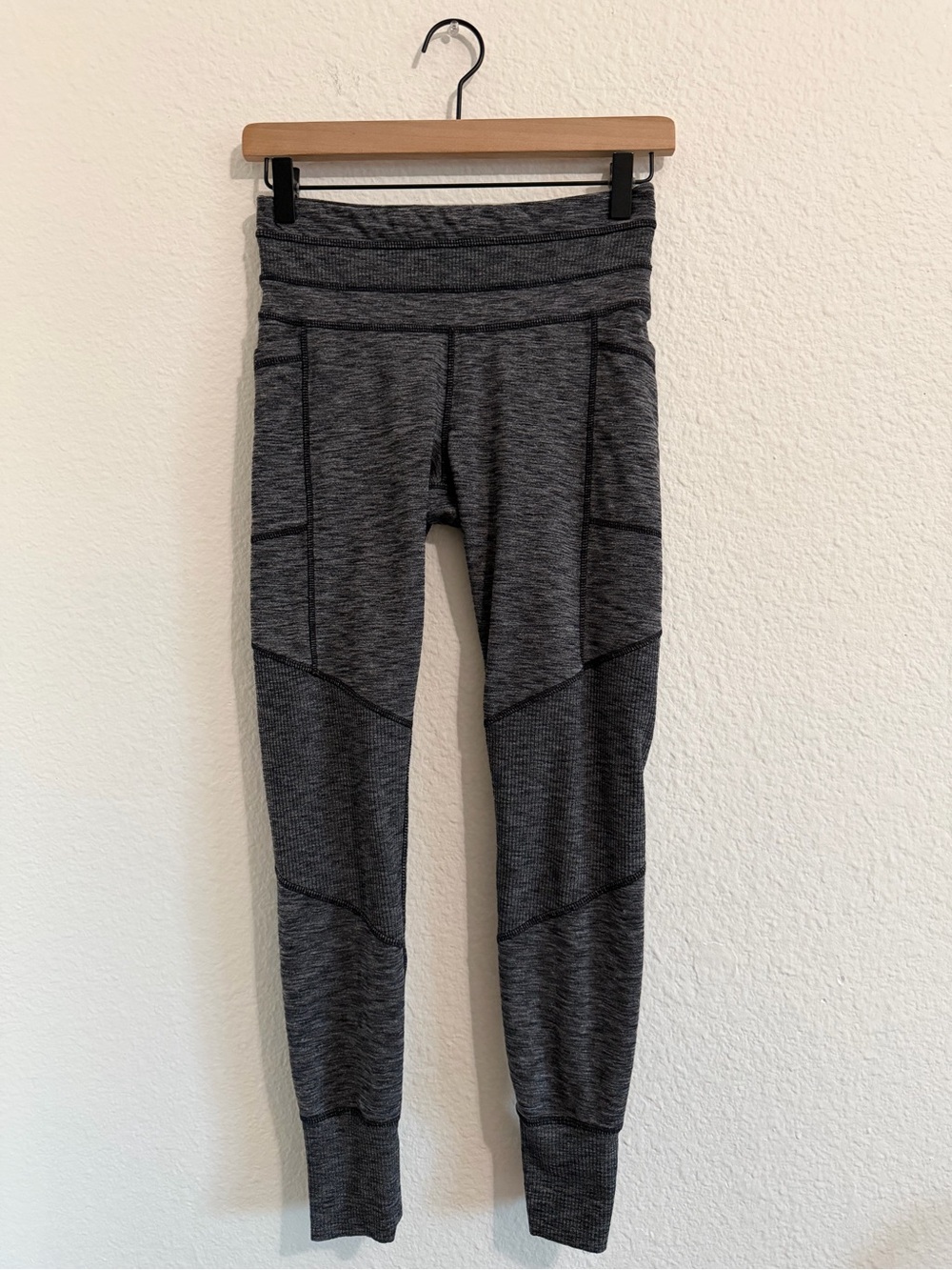 athleta dark heather gray high-rise workout leggings